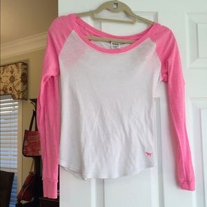 VS Pink Long Sleeve T-Shirt