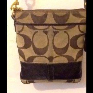 Cross body Coach bag