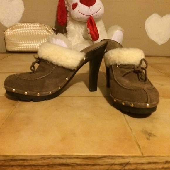 Michael Kors Shoes - Vintage Michael Kors shoe