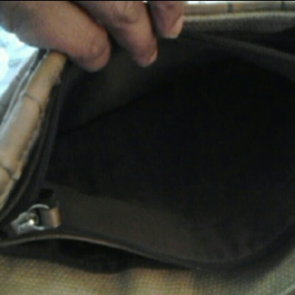 Pocketbook - Picture 2 of 3