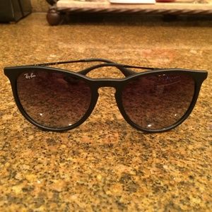 Black Ray Bans RESERVED