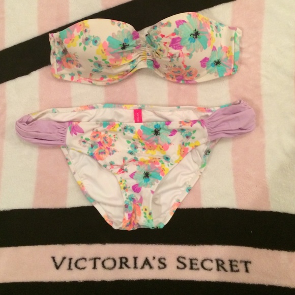 Victoria's Secret bikini