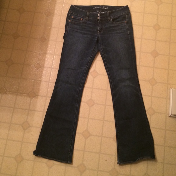 American Eagle Jeans - Picture 2 of 4