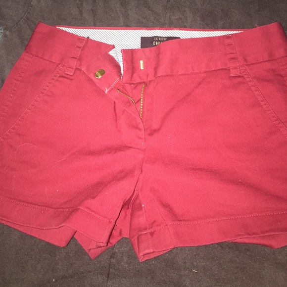 red jcrew chino shorts