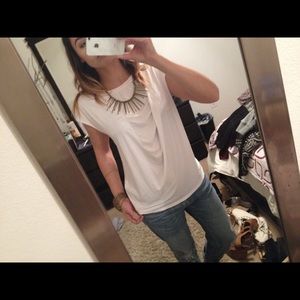 F21 white tee