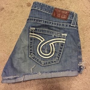 Big star LIV cut off shorts