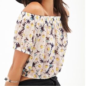 Daisy print crop top