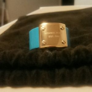 Michael kors ring