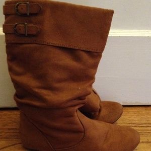 Light brown calf-length boots