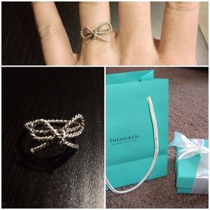 Tiffany & Co. Twist Bow Ring