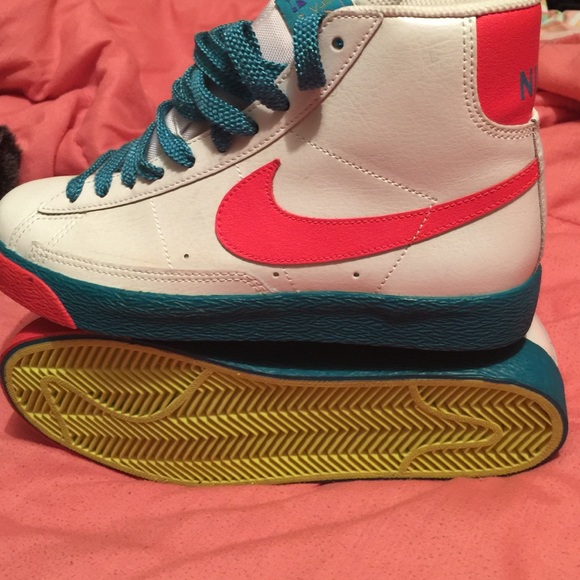 Nike shoes