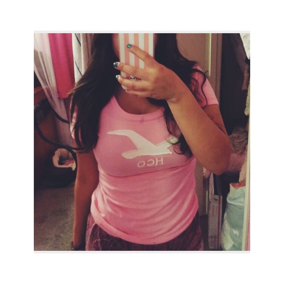 Brand new pink Hollister T-shirt💗