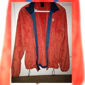 ☀️Orange north face jacket☀️