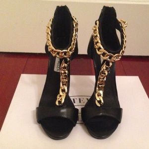 Steve Madden heels