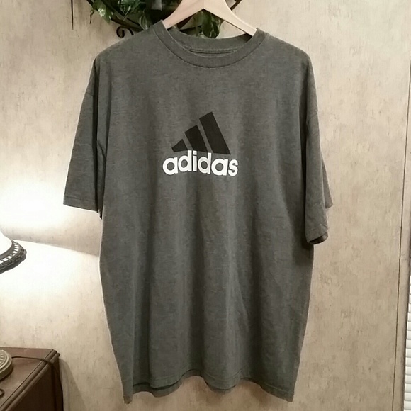 Like new men's tee
