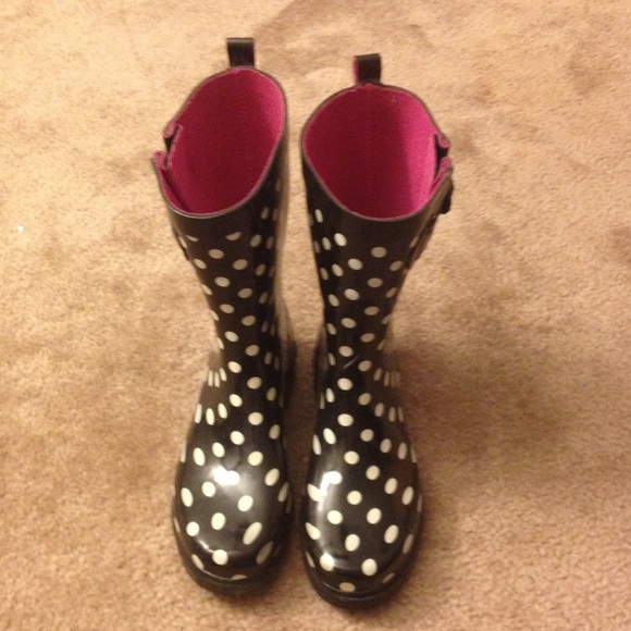 Capelli New York polka dot rain boots