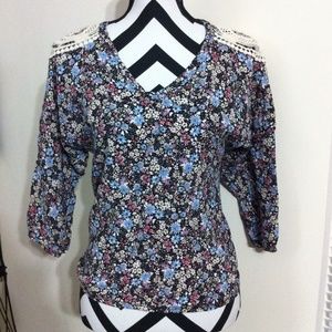 Floral Top w/ Crochet Shoulder