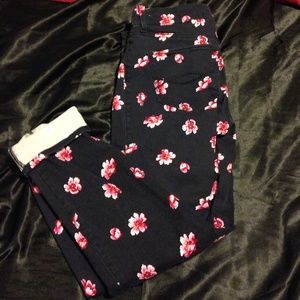 Abercrombie flower pants