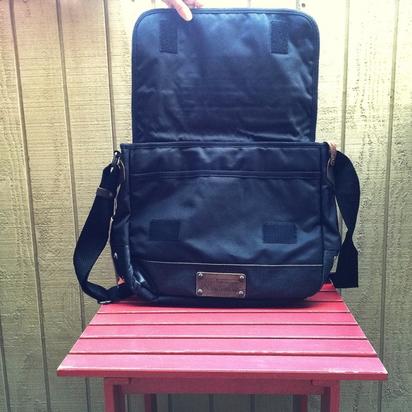 Military Chic Messenger Bag - Picture 3 of 4