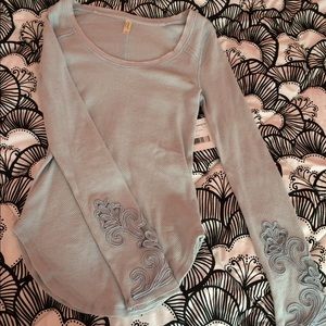 NWT Free People Masquerade Cuff top in Sea Spray