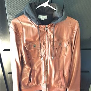 Men's Jacket never worn! Also in grey.