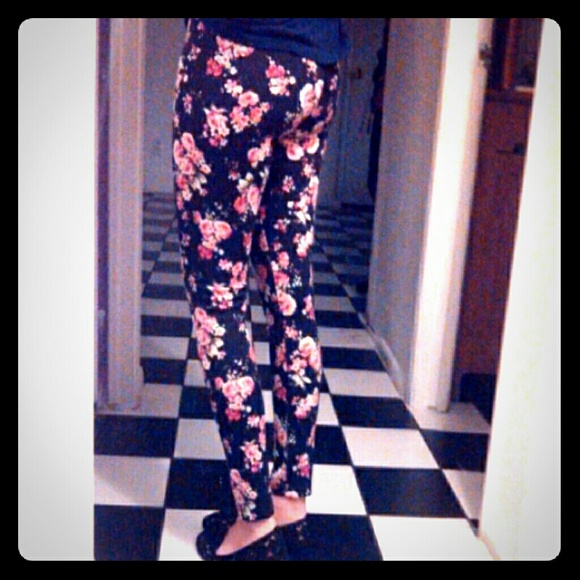 Floral leggings