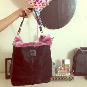Liz Claiborne Shoulder Bag