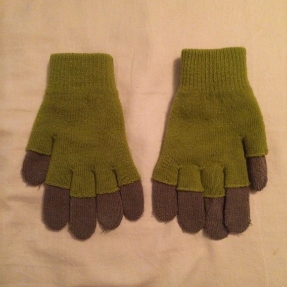 Gloves - Picture 2 of 3