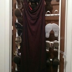 Dress, burgundy with sparkels, angeled bottom