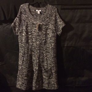 Black w/gray & white sweater.