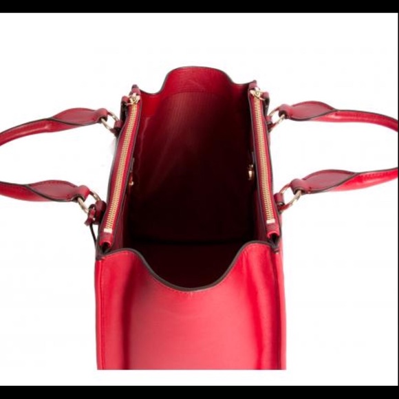 AUTHENTIC COACH HANDBAG - Picture 4 of 4