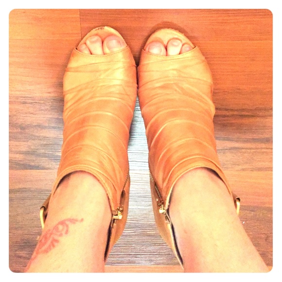 Vince Camuto Lambskin Open Toe Booties/Sandals