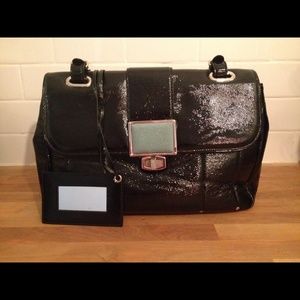 Black Balenciaga Cherche-hard to find!