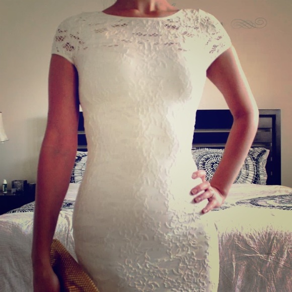 bebe Dresses & Skirts - White Bebe bodycon dress P/S