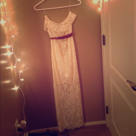 Cream lace maxi dress (: