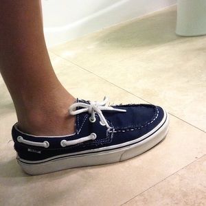 boat shoes vans