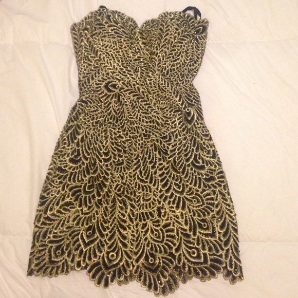 Homecoming Dress - Picture 3 of 4