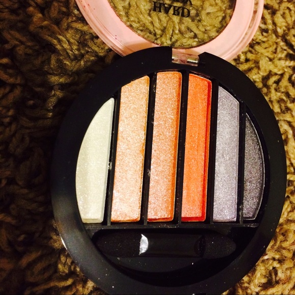 Hard Candy Eyeshadow - Picture 2 of 2