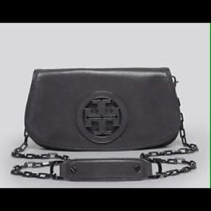 ⛔️SOLD!Tory Burch Amanda Metallic clutch