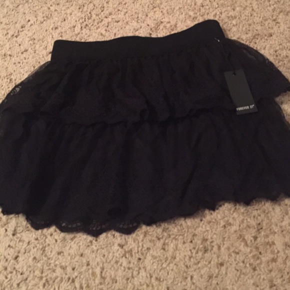 Lace black skirt
