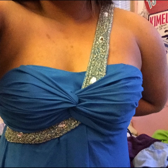 Prom dress homecoming dress - Picture 2 of 3
