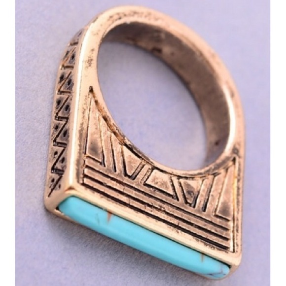 Jewelry - Turquoise Bar Ring