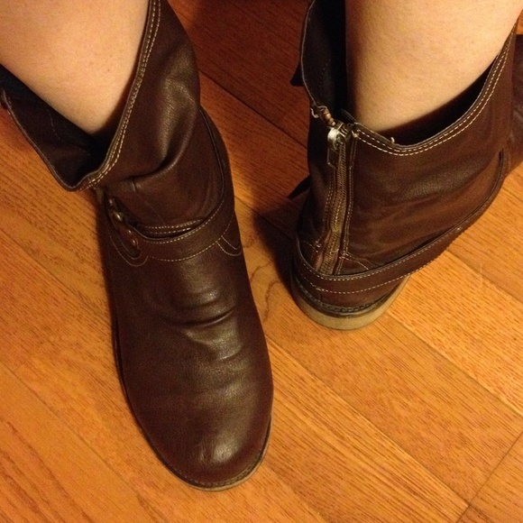 Go To Girls - Picture 3 of 3