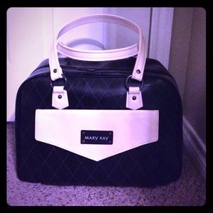 MaryKay travel bag with removable insert