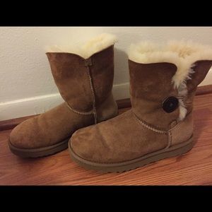 Authentic Bailey Button Uggs