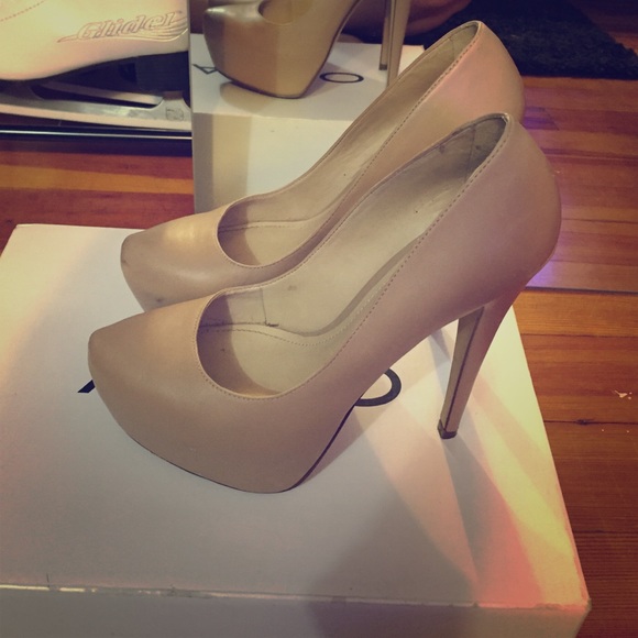 Aldo Nude Heels