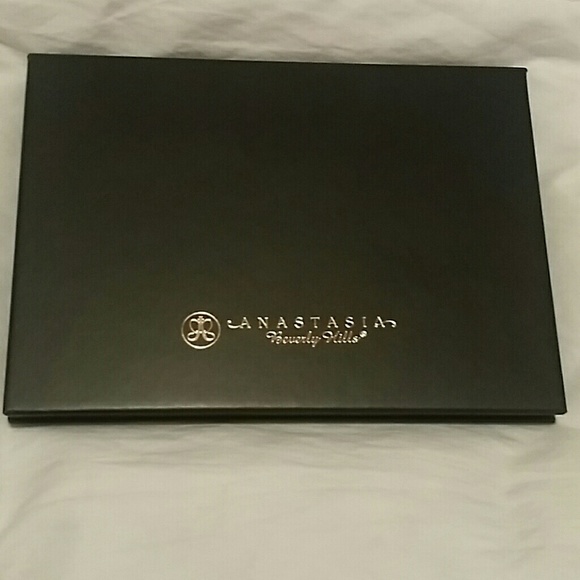 Anastasia contour kit