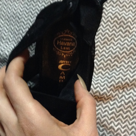 Black wedged heels - Picture 2 of 3