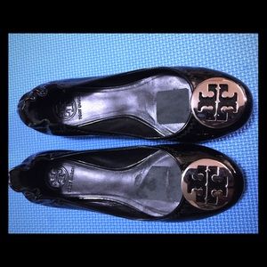 Toryburch Reva flat Silver