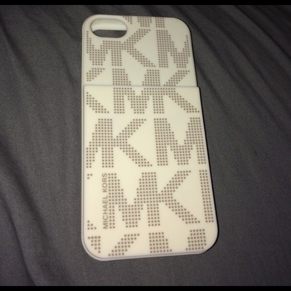 New Michael kors iPhone 5/5s case.